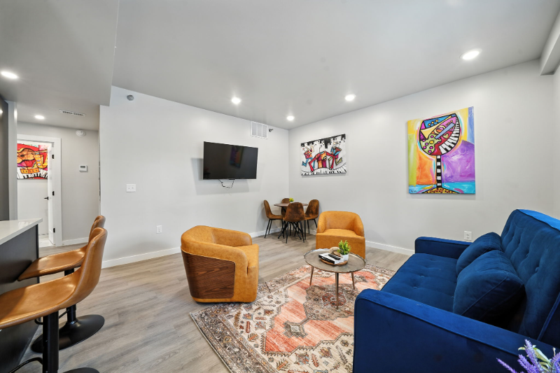1302 Porter St #A - Photo 2 of 19