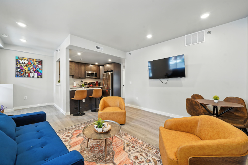 1302 Porter St #A - Photo 3 of 19