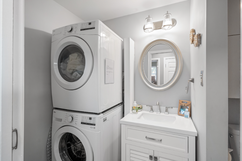 12318 Snug Harbor Rd - Photo 7 of 20