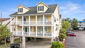 12 39th St #A2 - Photo 1 of 1