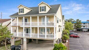 featured image of 12 39th St #A2