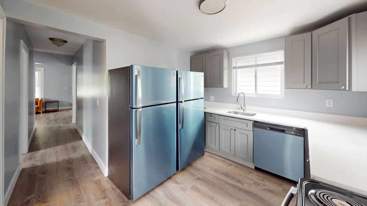 121 Hill Street - Photo 2 of 6