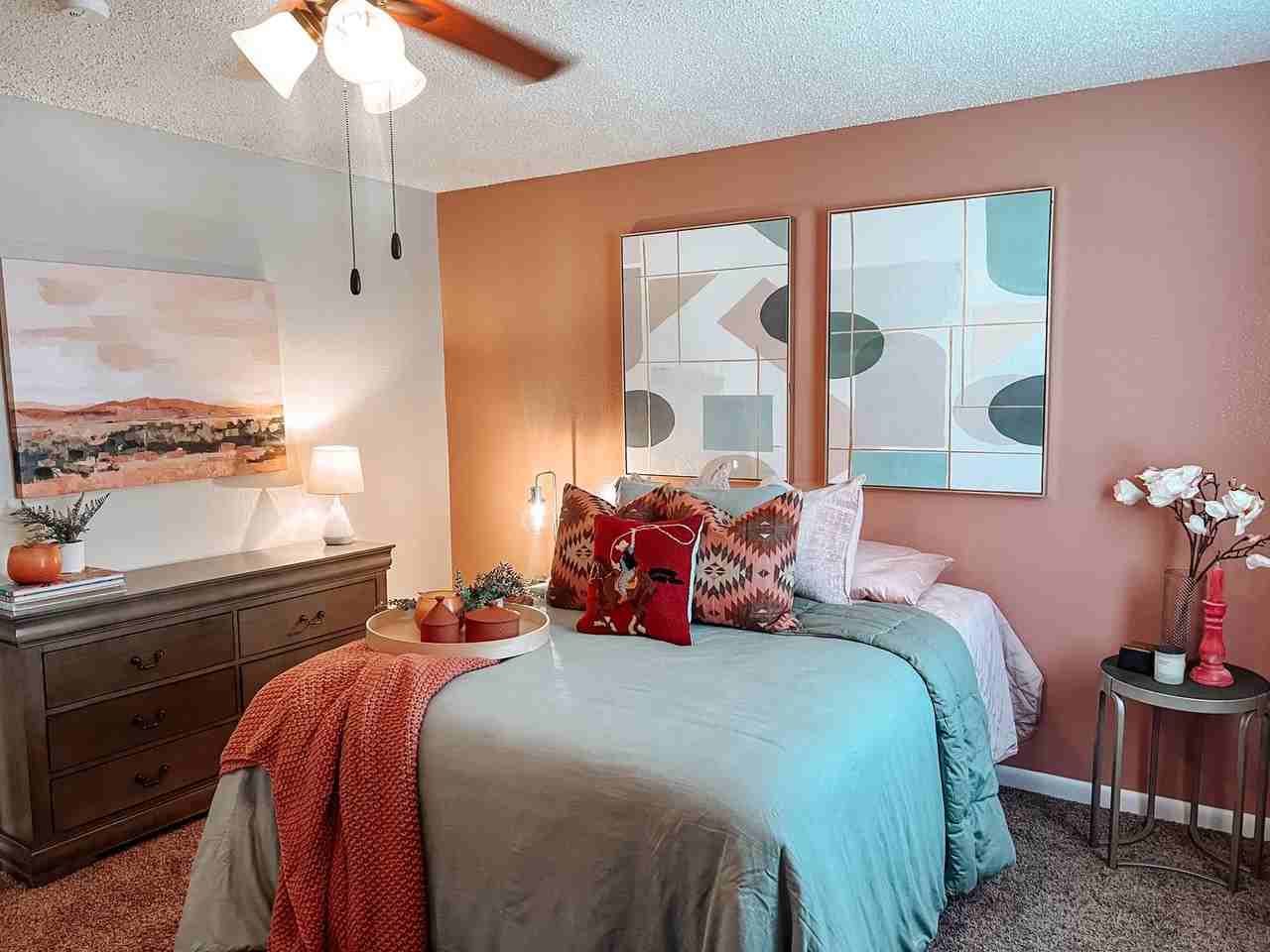 Town & Country Apartments - Photo 3 of 24