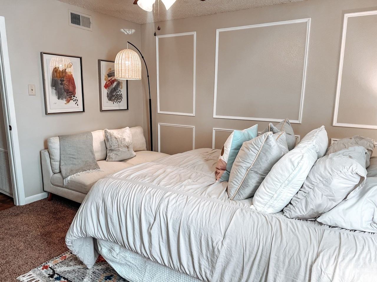 Town & Country Apartments - Photo 7 of 24