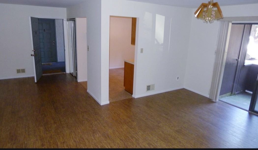 2212 Old Stone Mill Dr #2212 - Photo 2 of 10