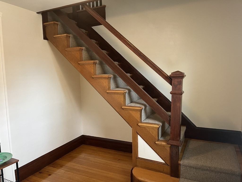 105 Narragansett Rd #2 - Photo 3 of 13
