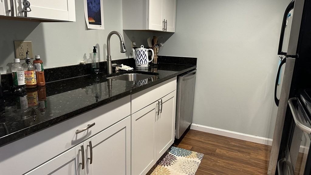 50 Webster St #314 - Photo 3 of 18