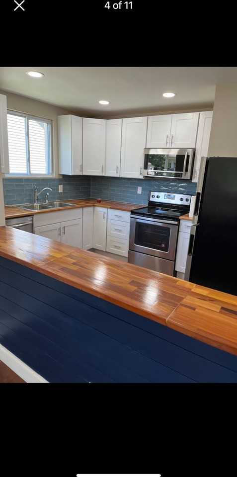 1726 22nd Ave N #A - Photo 3 of 12