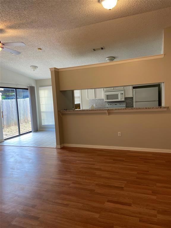 1437 Brook Meadow Cir #NA - Photo 2 of 8