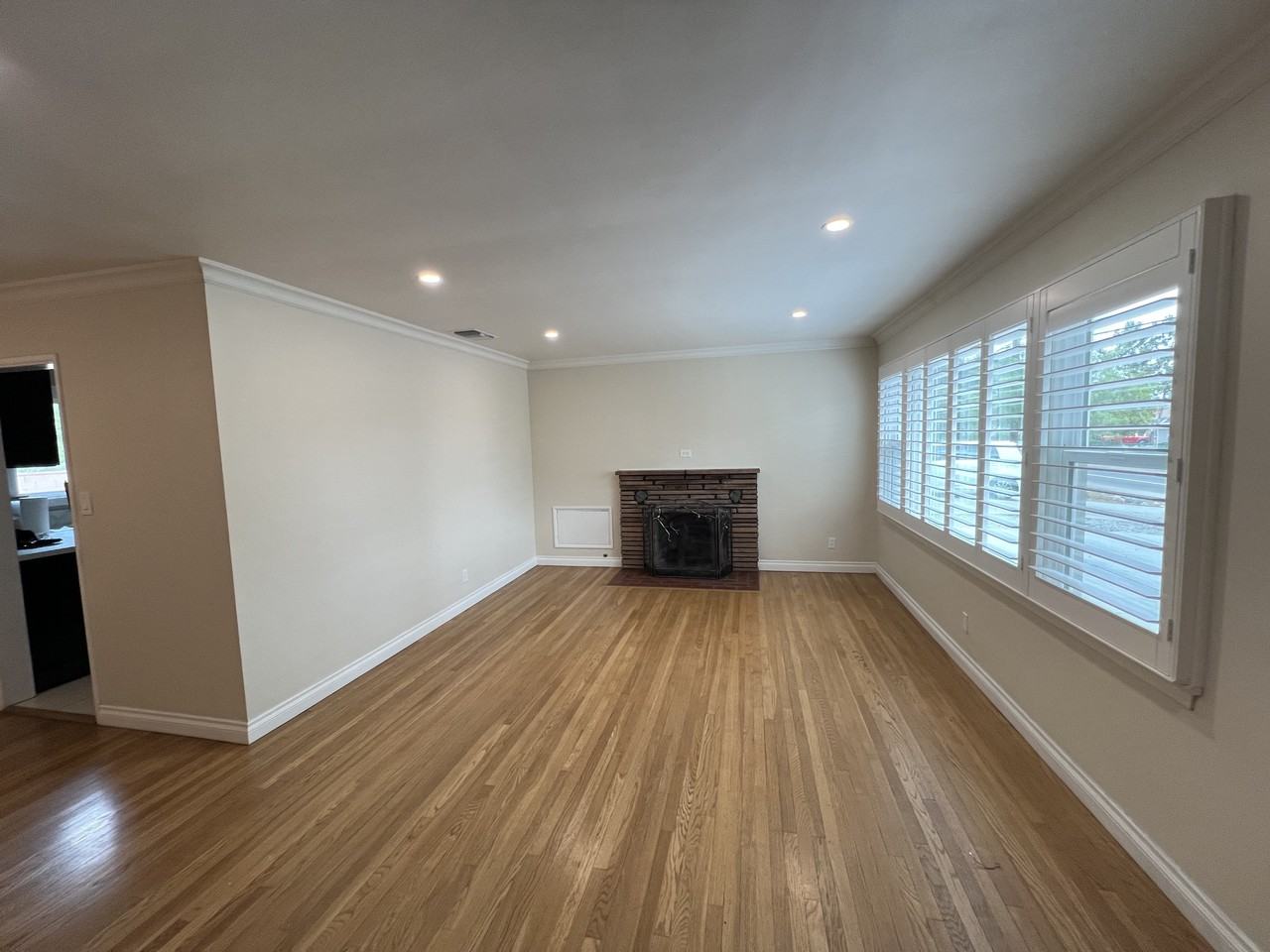 167 E San Jose Ave #NA - Photo 3 of 15