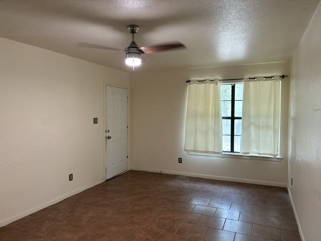 489 Northwood Cir #NA - Photo 3 of 22