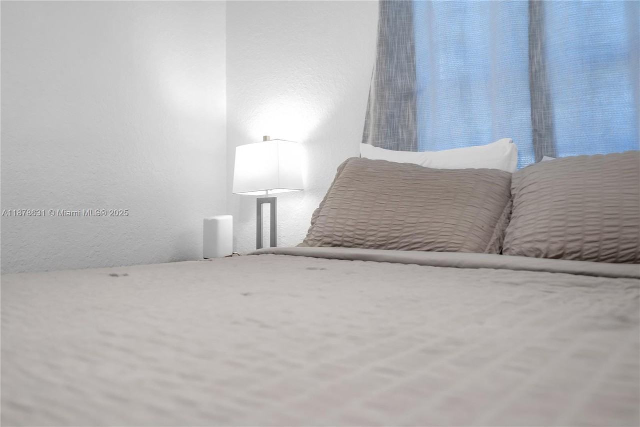 2970 Nw 15th St #2970 - Photo 7 of 17