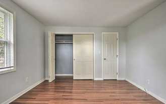 1744 Mcgee St #NA - Photo 1 of 1