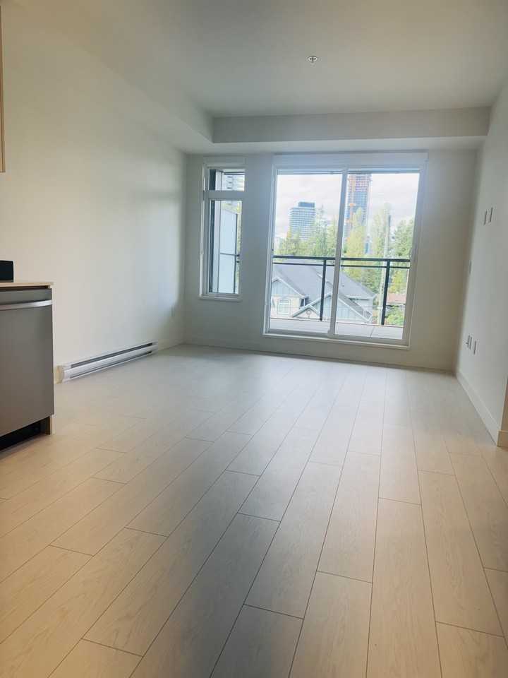 10488 138A Street #309 - Photo 2 of 13