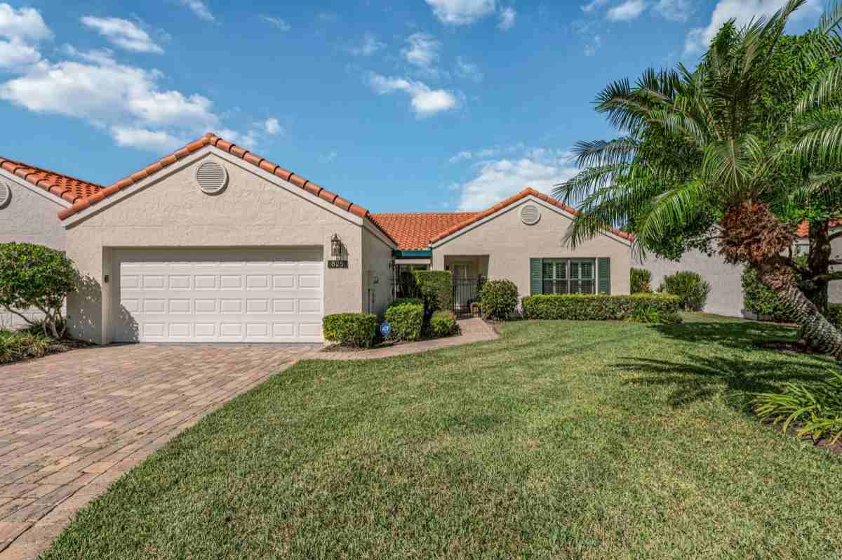 825 Reef Point Cir #NA - Photo 2 of 12