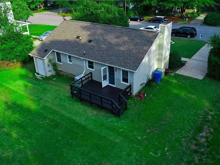 725 E Cardinal Dr #NA - Photo 2 of 24