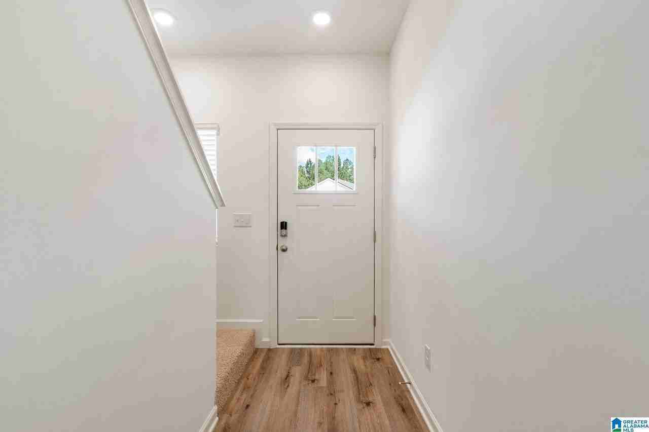 2029 Eaton Pl - Photo 4 of 36