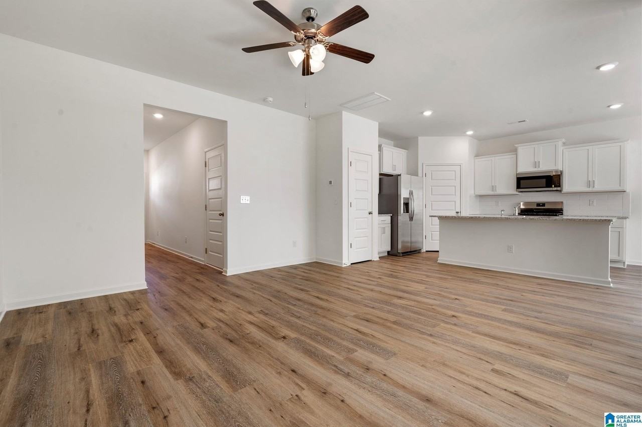 2029 Eaton Pl - Photo 6 of 36