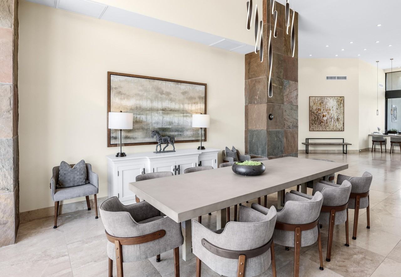 1 Seclude Ct - Photo 5 of 50