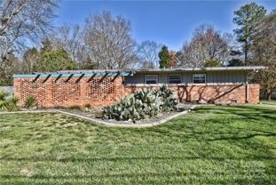 3111 Spring Valley Rd - Photo 1 of 1