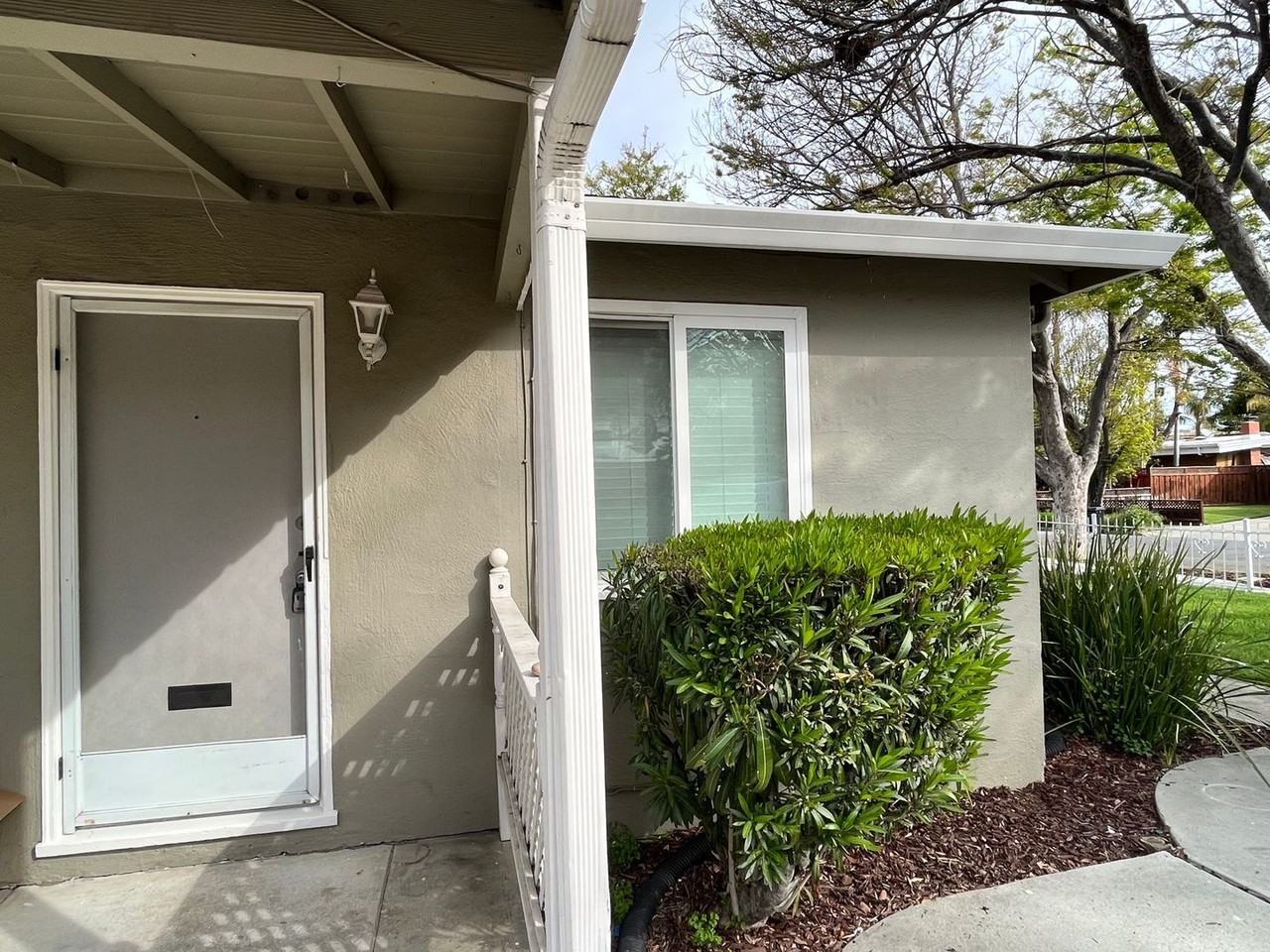 1481 San Juan Ave - Photo 2 of 12