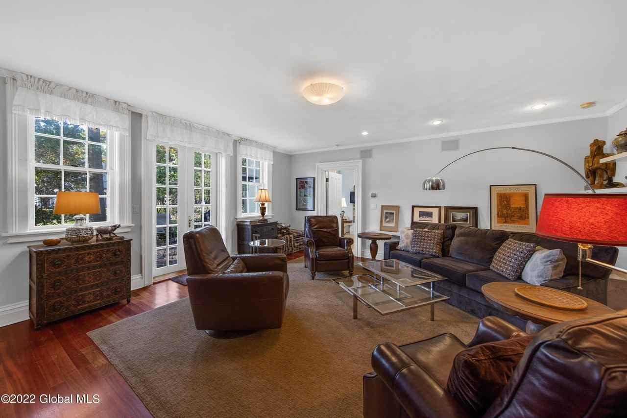 21 Park Pl Unit 1 #1 - Photo 3 of 23