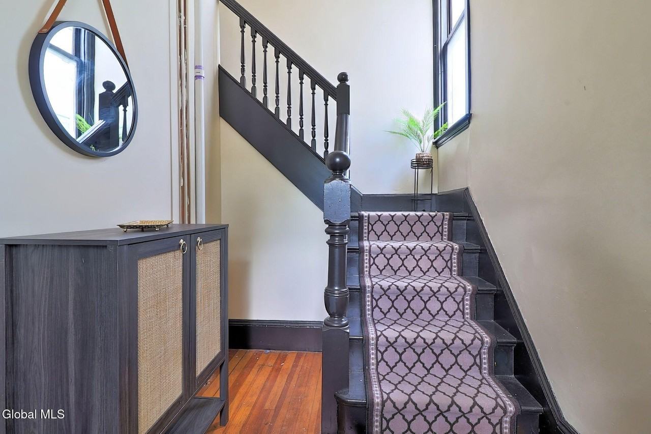 28 Manning Blvd Unit 2 #2 - Photo 3 of 21