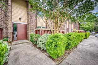 753 Ashdale Dr #3A - Photo 1 of 1