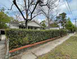2614 Woodlawn Ave - Photo 1 of 1