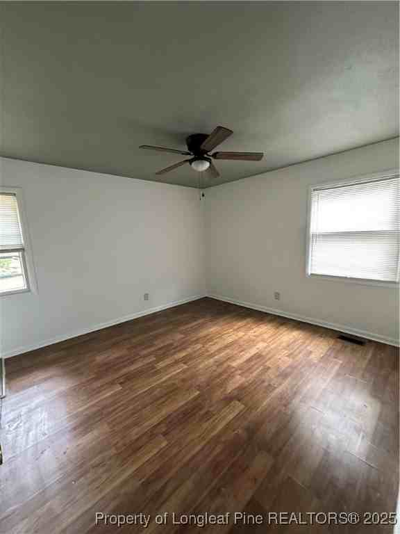 417 Perth St - Photo 7 of 11