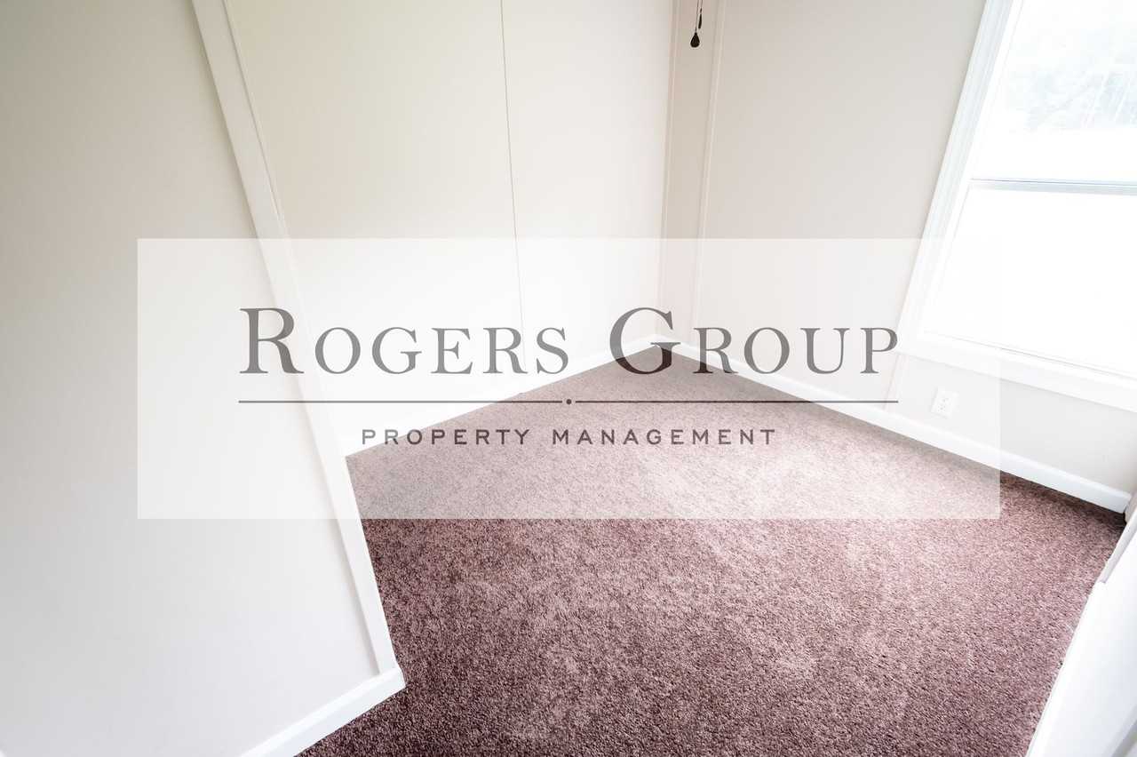 23 Country Ln - Photo 2 of 9