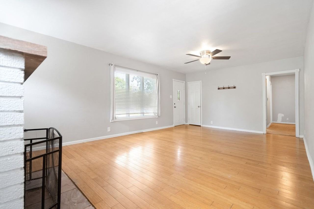 1604 Olive St - Photo 4 of 19