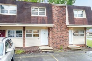 featured image of 718 Shawnee Drive