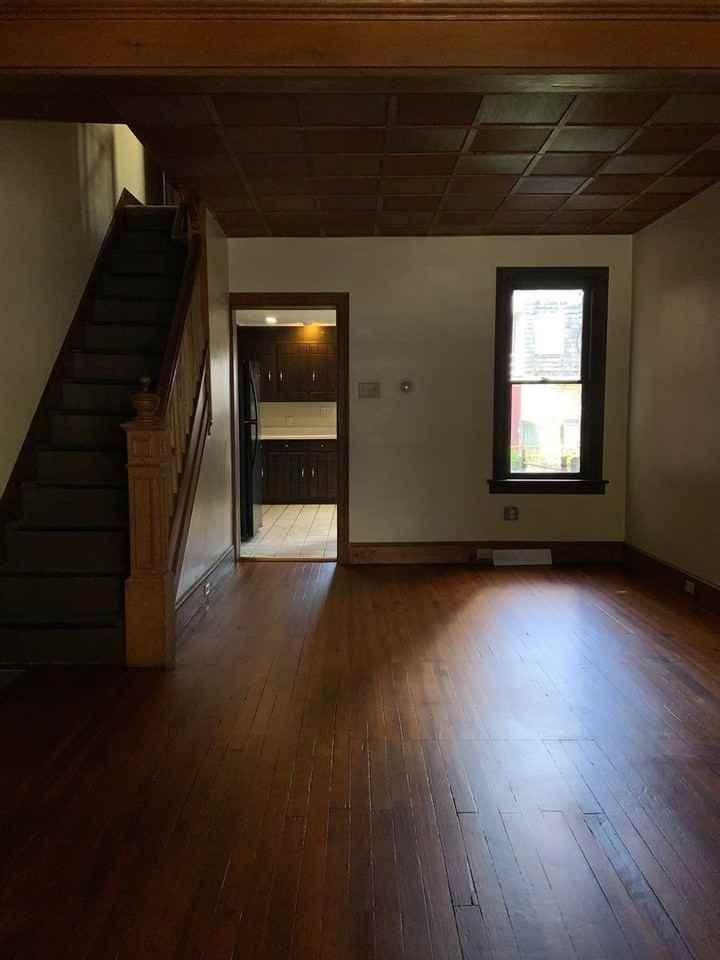 844 4th Street - Photo 2 of 8