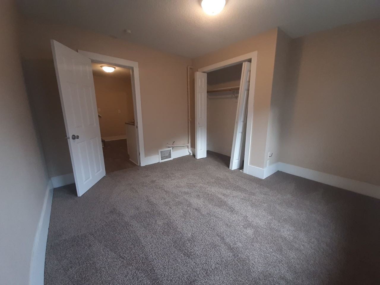 906 Rittenhouse St - Photo 7 of 17