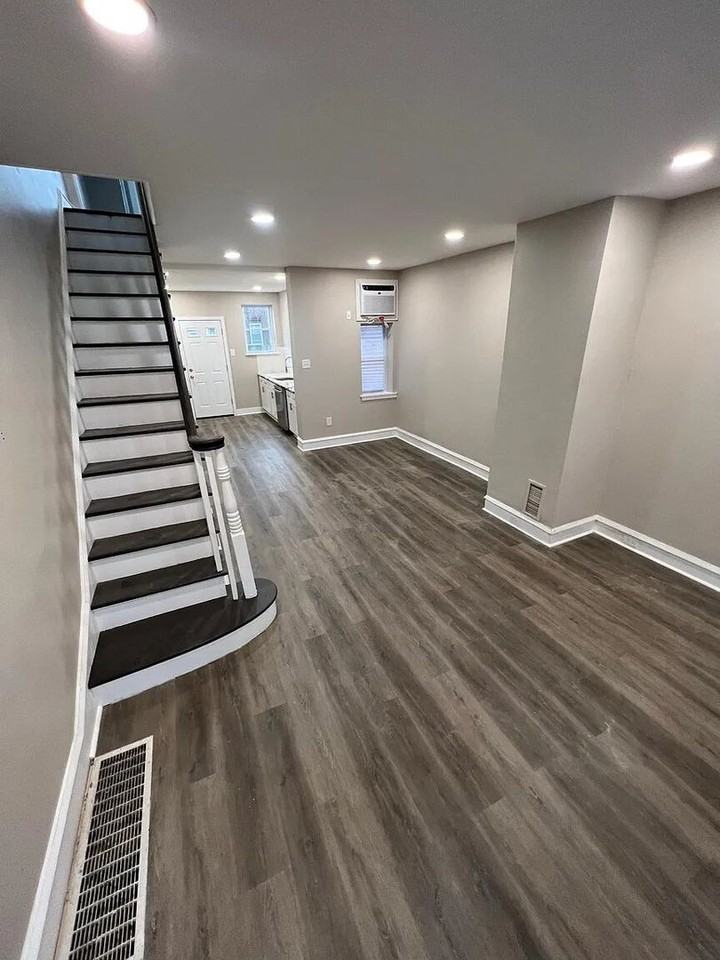 1407 S Etting St - Photo 3 of 8