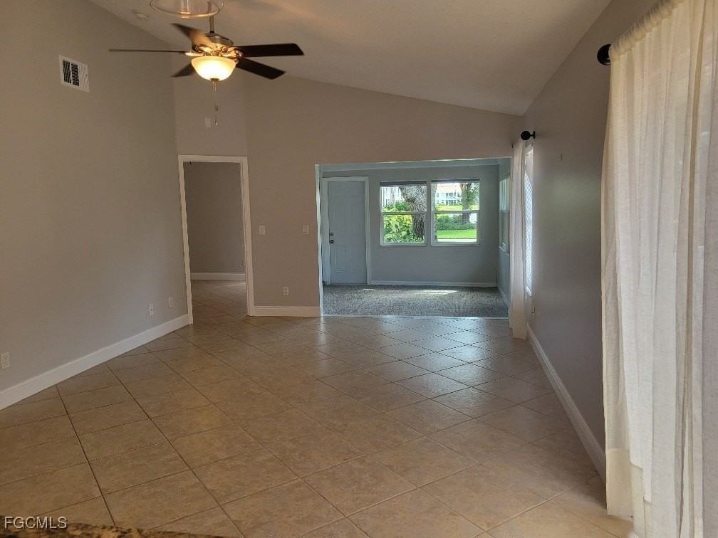 14807 Crooked Pond Ct - Photo 4 of 23