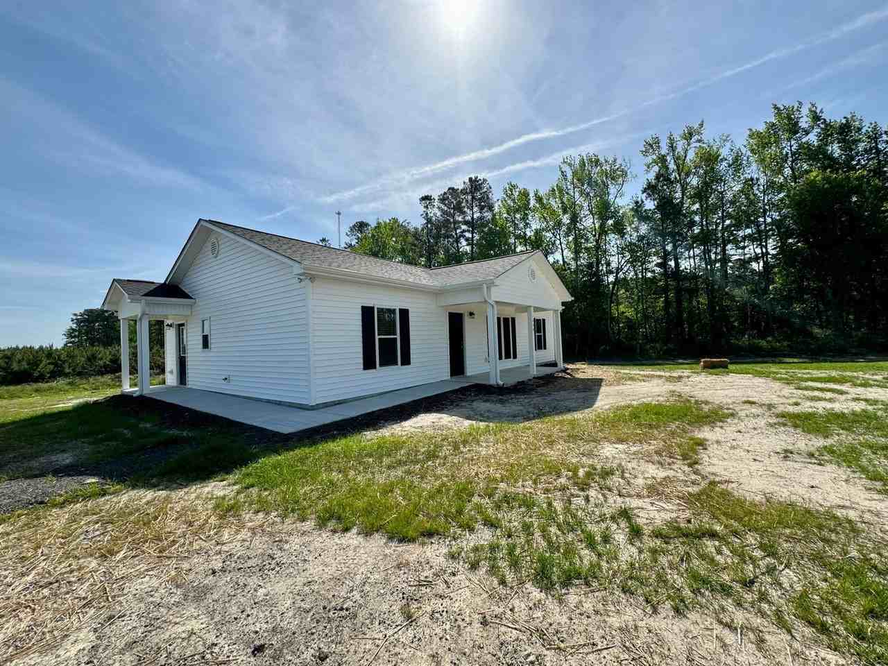7446 Sturgeon Rd - Photo 3 of 15