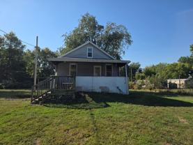 3044 E Carpenter St - Photo 1 of 1
