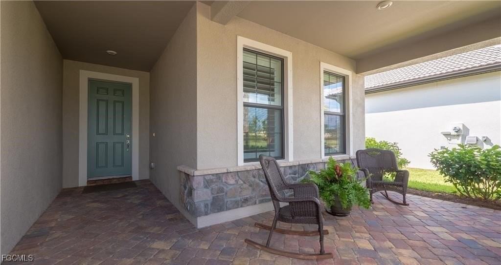 12208 Sussex St - Photo 3 of 27