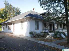 2122 W Walnut Street - Photo 1 of 1
