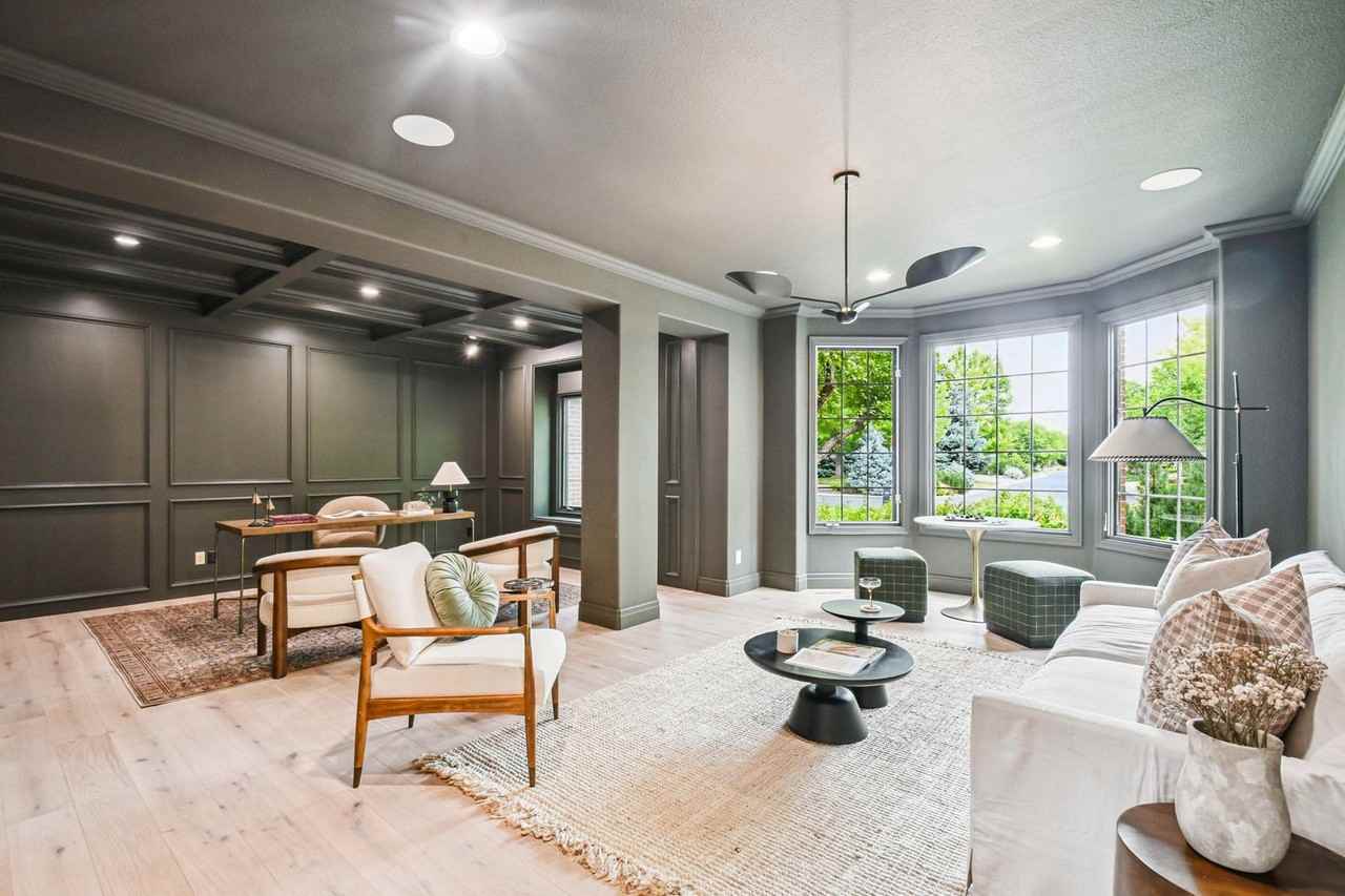 9 Covington Dr - Photo 5 of 38