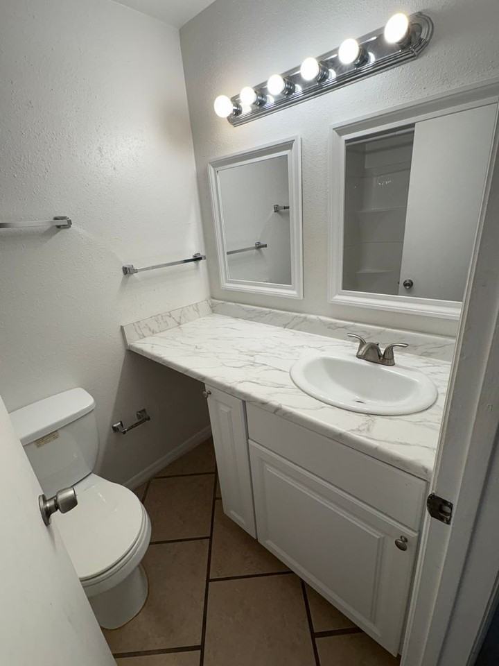 2855 Winkler Ave #113 - Photo 7 of 23