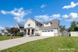 611 Marketplace Blvd - Photo 1 of 1