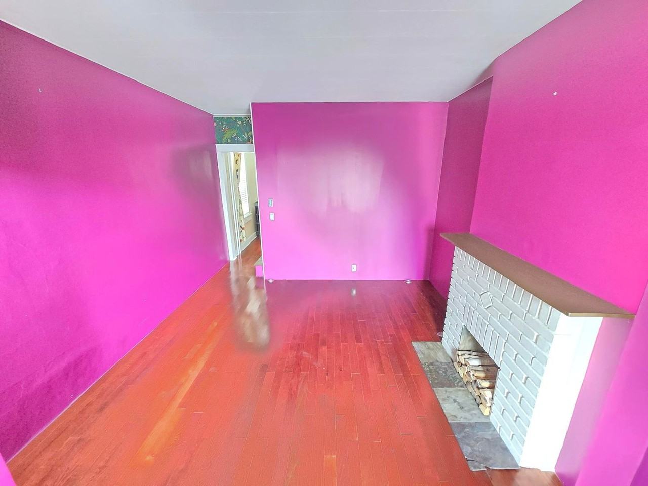 2 North Luzerne Avenue - Photo 3 of 31