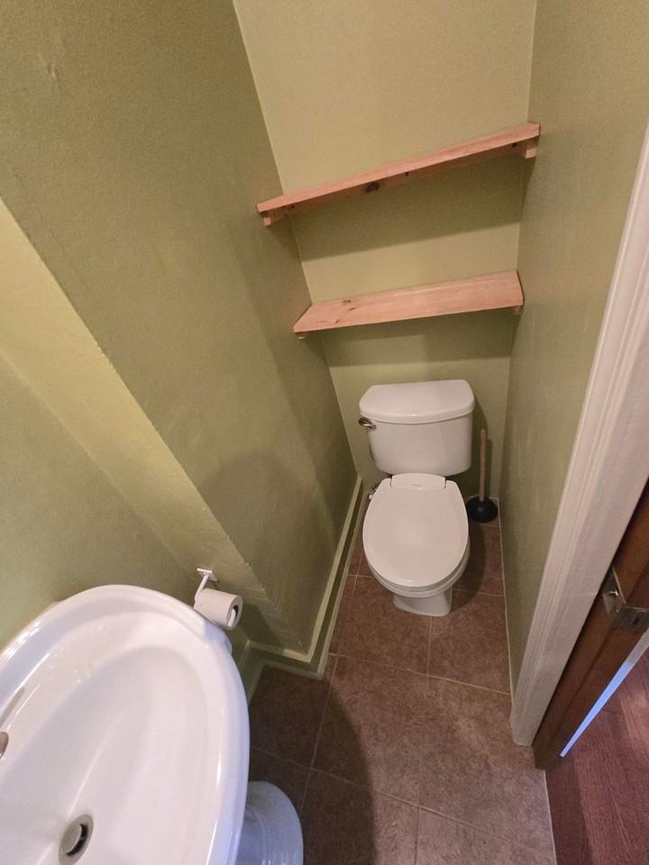 2 North Luzerne Avenue - Photo 7 of 31