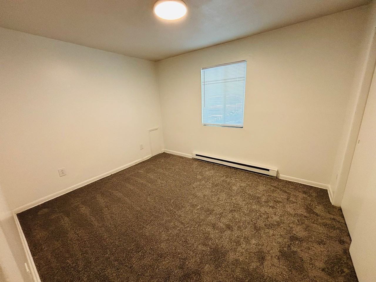 109 Northview Dr - Photo 6 of 6