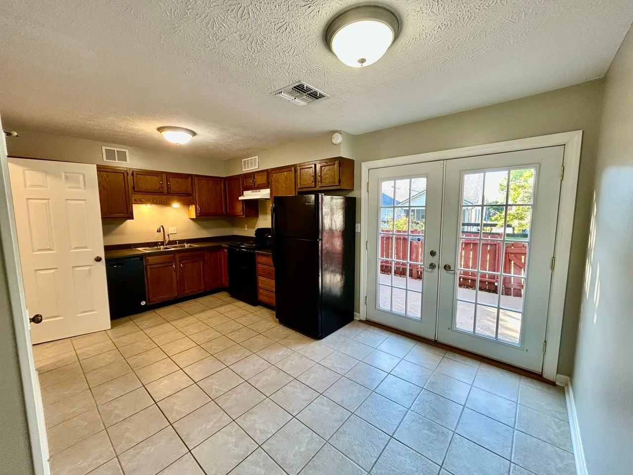 550 Darby Creek Rd #40 - Photo 5 of 19