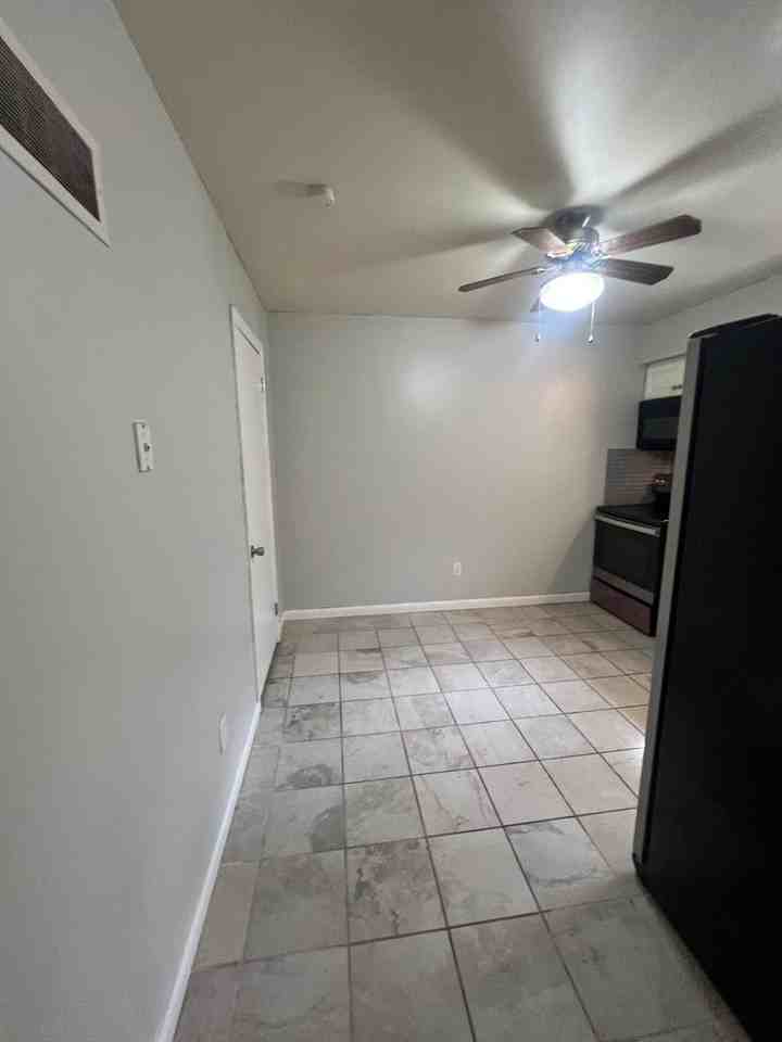 2620 Girard Ave - Photo 3 of 16