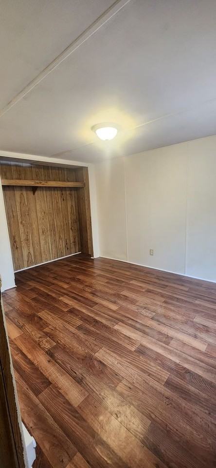 329 Oliver Road - Photo 5 of 7